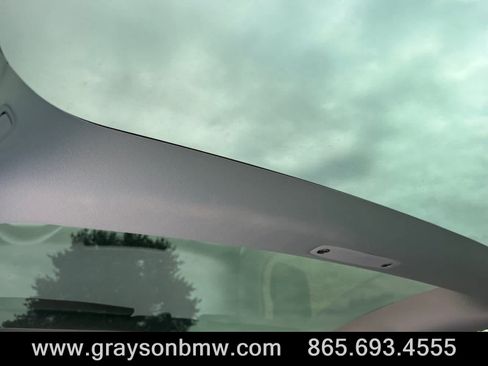 Used 2022 Tesla Model 3 Long Range AWD/4WD image 17