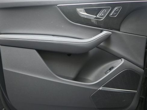 Certified 2025 Audi Q7 2.0T Premium Plus w/ Premium Plus Package image 25