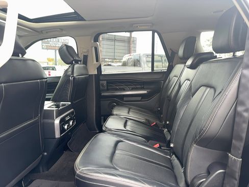 Used 2020 Ford Expedition Platinum image 13