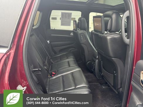 Used 2017 Jeep Grand Cherokee Limited w/ Luxury Group II image 6