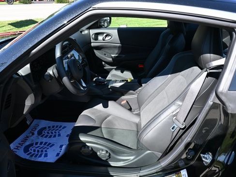 Used 2024 Nissan Z Performance w/ Floor Mat Package image 22