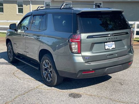 Used 2023 Chevrolet Tahoe Z71 w/ Luxury Package AWD/4WD image 7