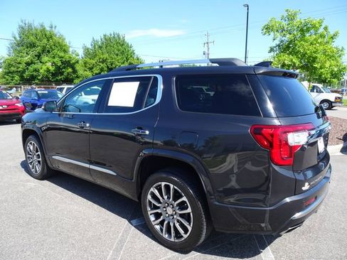 Used 2020 GMC Acadia Denali w/ Technology Package FWD image 6