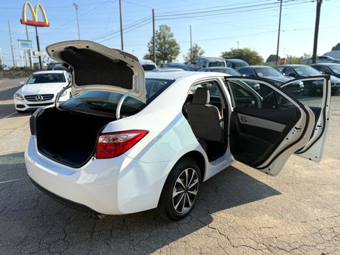 Used 2019 Toyota Corolla LE image 36