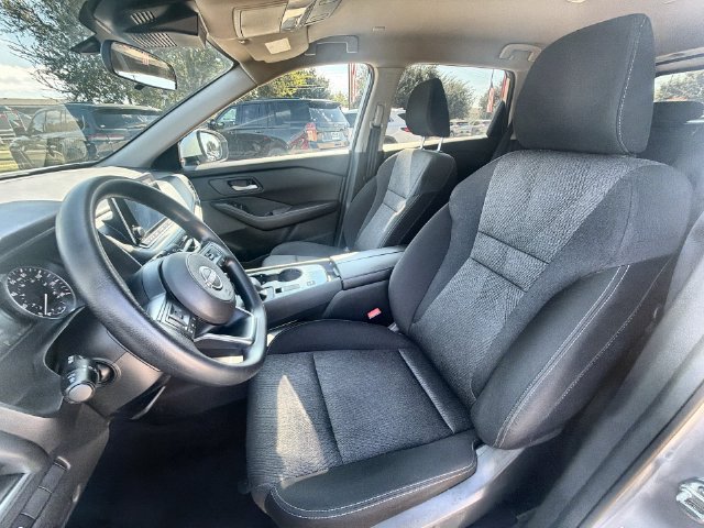 Used 2024 Nissan Rogue SV FWD image 18