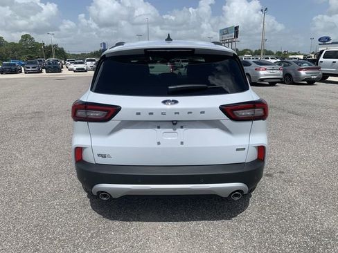 New 2025 Ford Escape SE image 5