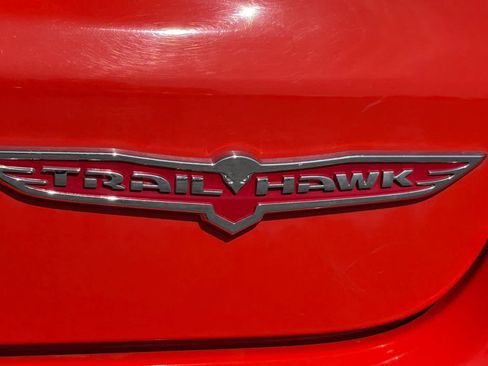 Used 2020 Jeep Compass Trailhawk AWD/4WD image 12