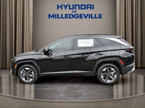 New 2025 Hyundai Tucson SEL image 2