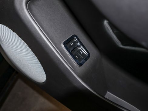 Used 2022 Bentley Flying Spur V8 image 59