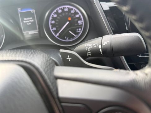 Used 2023 Toyota Camry SE image 27