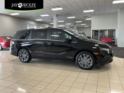 Used 2025 Honda Odyssey Touring
