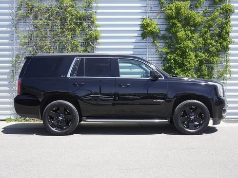 Used 2015 GMC Yukon SLT w/ Open Road Package AWD/4WD image 7