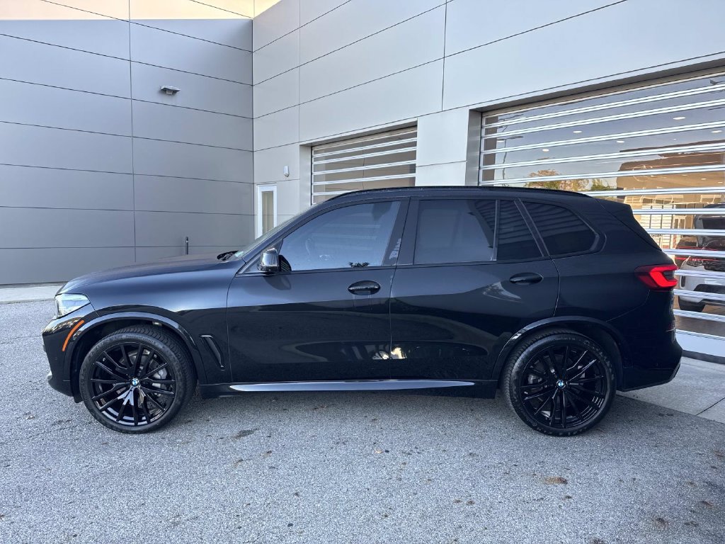 Used 2023 BMW X5 xDrive40i w/ M Sport Package AWD/4WD image 4