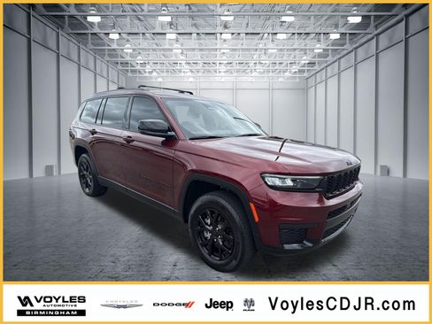 Used 2024 Jeep Grand Cherokee L Laredo AWD/4WD image 1