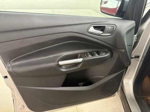 Used 2019 Ford Escape SE AWD/4WD image 13