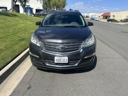 Used 2016 Chevrolet Traverse LS FWD image 11