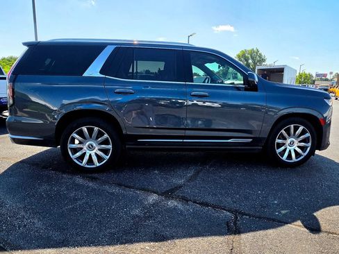 Used 2021 Cadillac Escalade Premium Luxury Platinum AWD/4WD image 16
