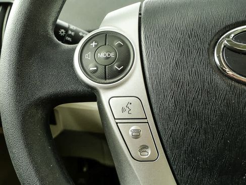 Used 2014 Toyota Prius Three w/ Solar Roof Package FWD image 10