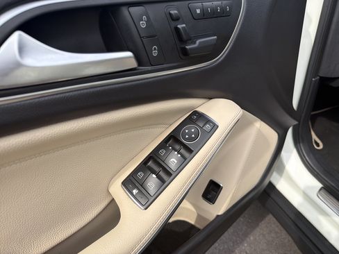 Used 2016 Mercedes-Benz GLA 250 image 15