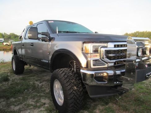 Used 2022 Ford F350 Lariat w/ Lariat Ultimate Package AWD/4WD image 1
