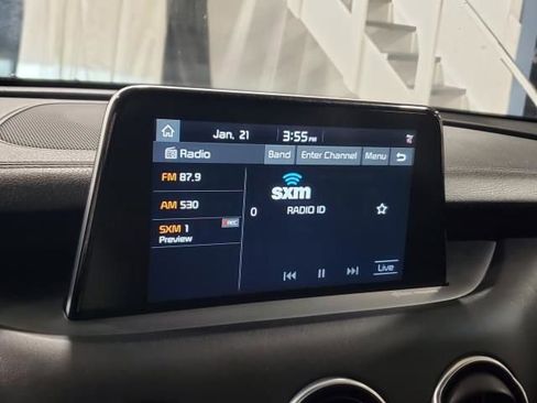 Used 2018 Kia Stinger Premium image 29