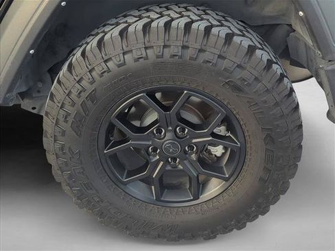 Used 2022 Jeep Wrangler Unlimited Sport AWD/4WD image 6