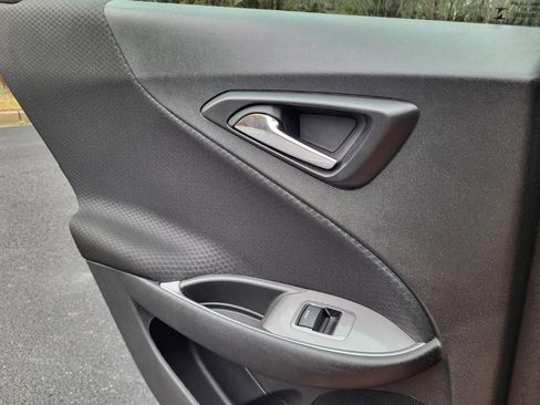 Used 2025 Chevrolet Malibu LT image 17