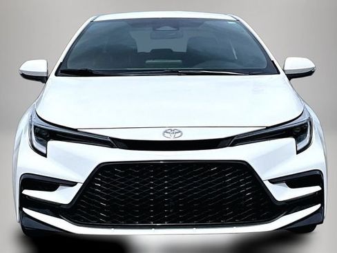 Used 2023 Toyota Corolla SE FWD image 3