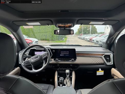 New 2026 GMC Canyon Denali AWD/4WD image 12