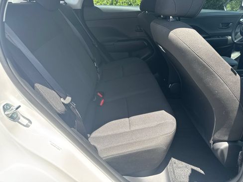 Used 2026 Hyundai Kona SE FWD image 15