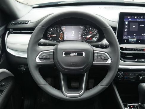 Used 2024 Jeep Compass Limited AWD/4WD image 15