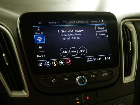 Used 2022 Chevrolet Malibu LT FWD image 22