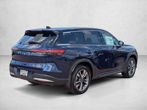 New 2026 INFINITI QX60 Pure image 2