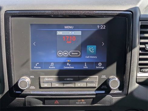 Used 2022 Nissan Frontier SV image 17