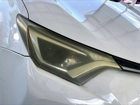 Used 2017 Toyota RAV4 LE image 28