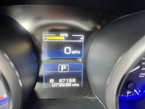 Used 2017 Subaru Outback 2.5i Premium w/ Popular Package #1 AWD/4WD image 16