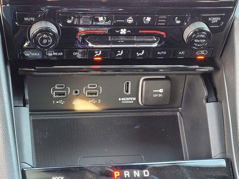 New 2024 Jeep Grand Cherokee Limited 4xe w/ Luxury Tech Group II image 21