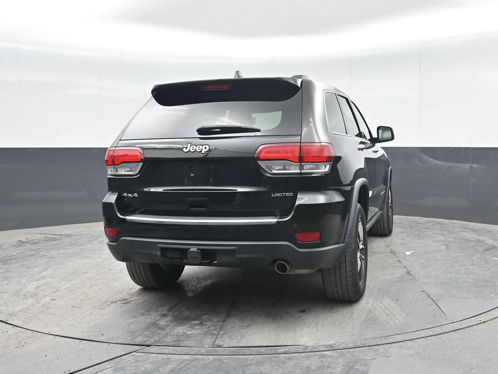 Used 2021 Jeep Grand Cherokee Limited w/ Trailer Tow Group IV AWD/4WD image 10