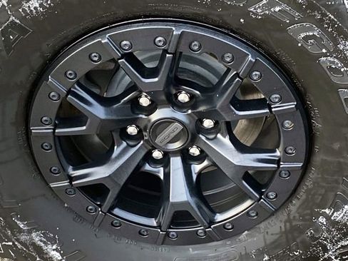 Used 2020 Ford F150 Raptor w/ Equipment Group 802A Luxury image 32