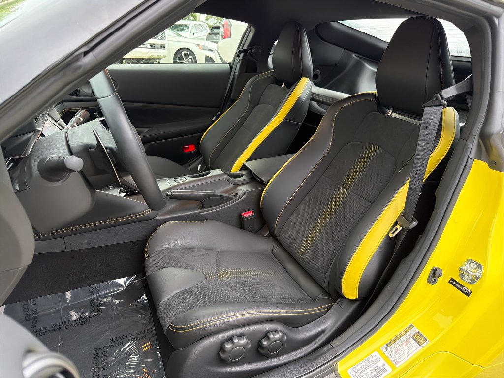 Used 2023 Nissan Z w/ Floor Mat Package (L93) RWD image 29
