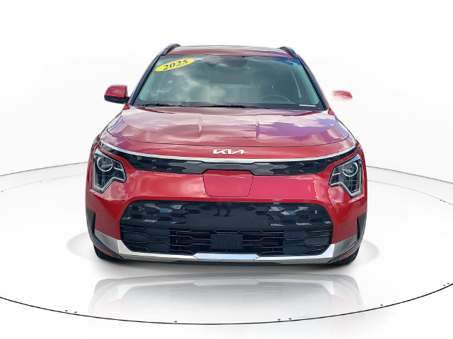 Used 2025 Kia Niro Wind w/ Wind Preserve Package FWD image 2