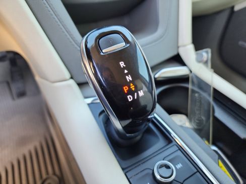 Used 2020 Cadillac XT6 Premium Luxury image 22