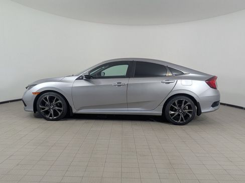 Used 2019 Honda Civic Sport image 2