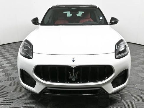 New 2025 Maserati Grecale Modena image 37