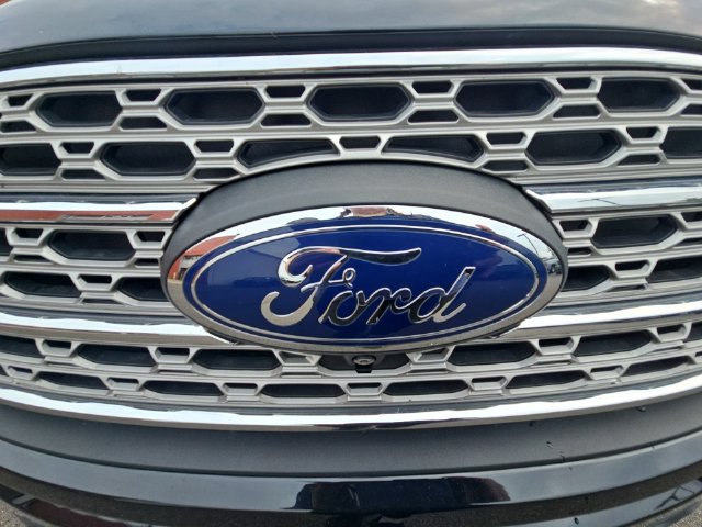 Used 2024 Ford Explorer Limited AWD/4WD image 35