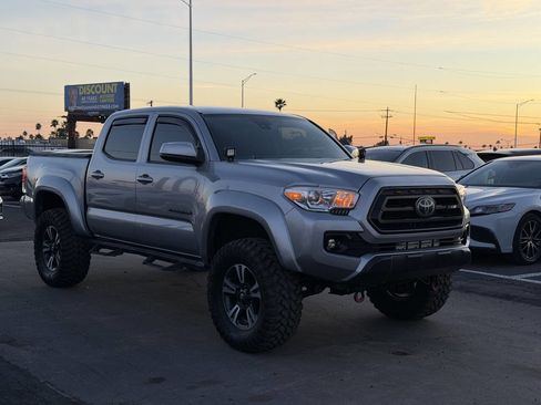 Used 2021 Toyota Tacoma SR image 13
