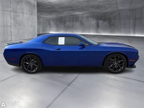 Used 2020 Dodge Challenger R/T w/ Blacktop Package image 8