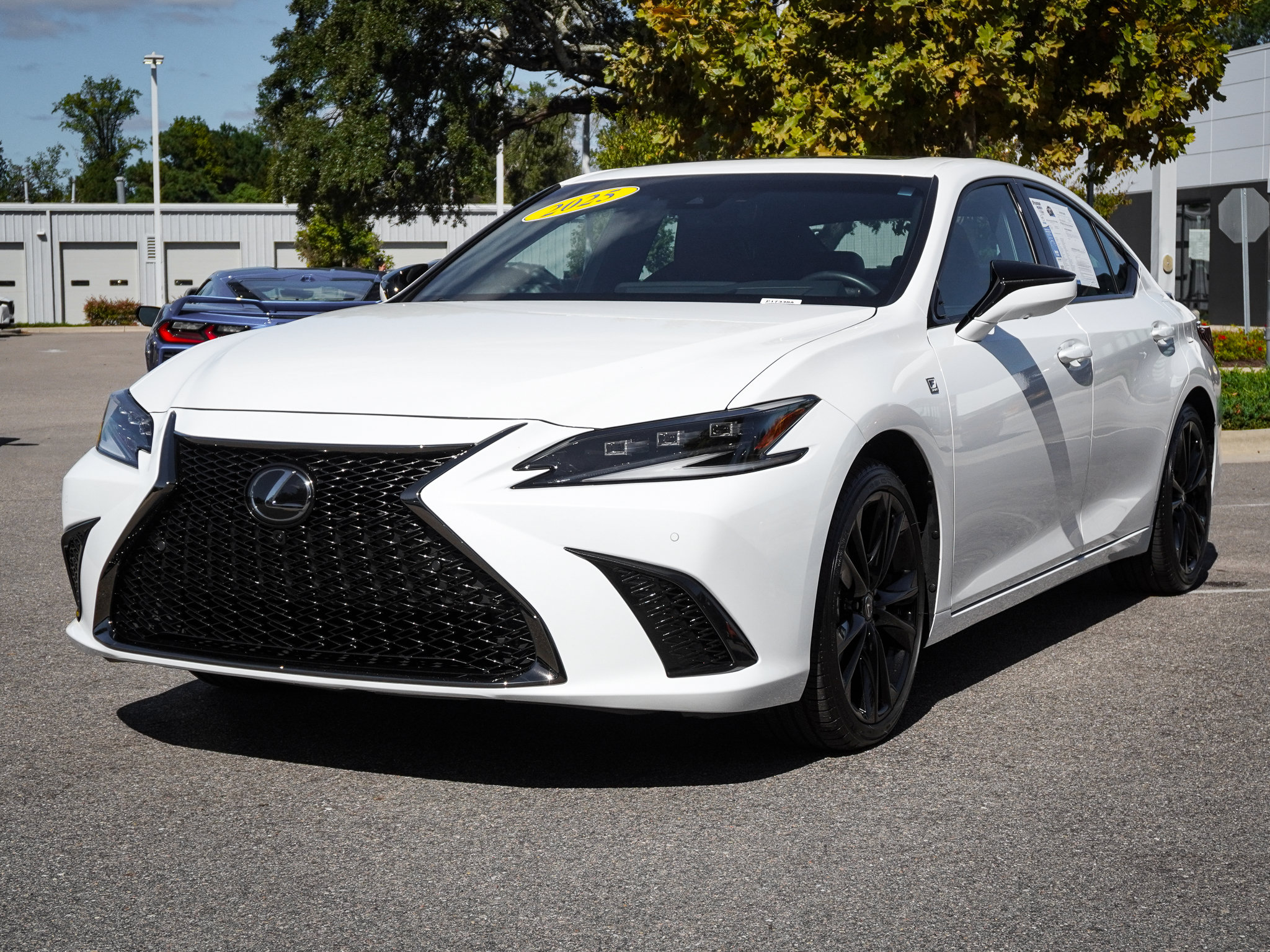 Used 2025 Lexus ES 350 F Sport w/ Accessory Package (Z1) FWD image 5