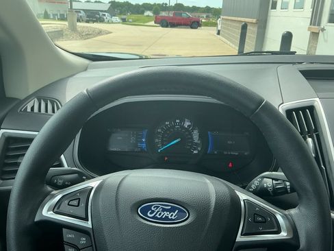 Used 2023 Ford Edge SEL w/ Convenience Package AWD/4WD image 13