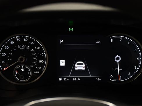 New 2026 Genesis G70 2.5T RWD image 11